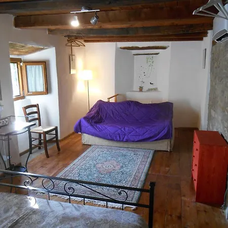 Landhuis La Casa Nel Bosco-senza Auto Ponte della Venturina