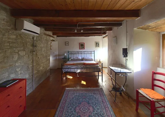 La Casa Nel Bosco-senza Auto Ponte della Venturina