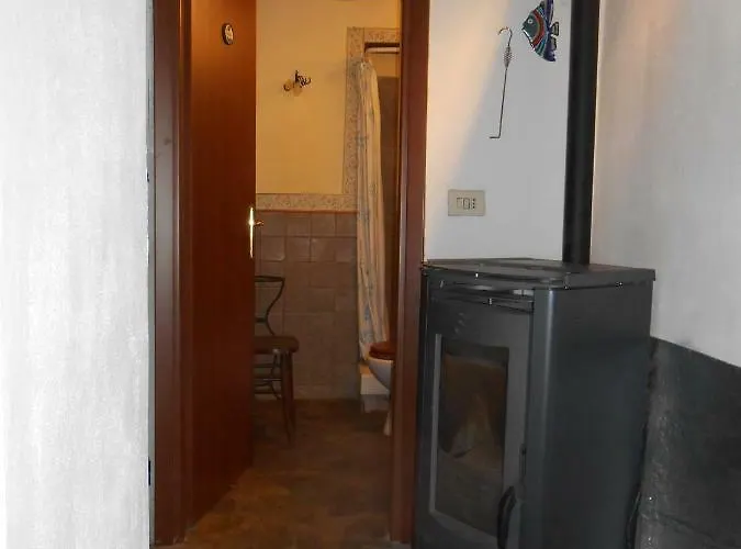 La Casa Nel Bosco-senza Auto Casa de Campo Ponte della Venturina